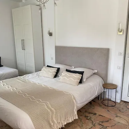 Apartament W *