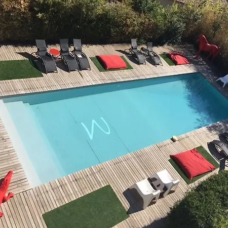 W *